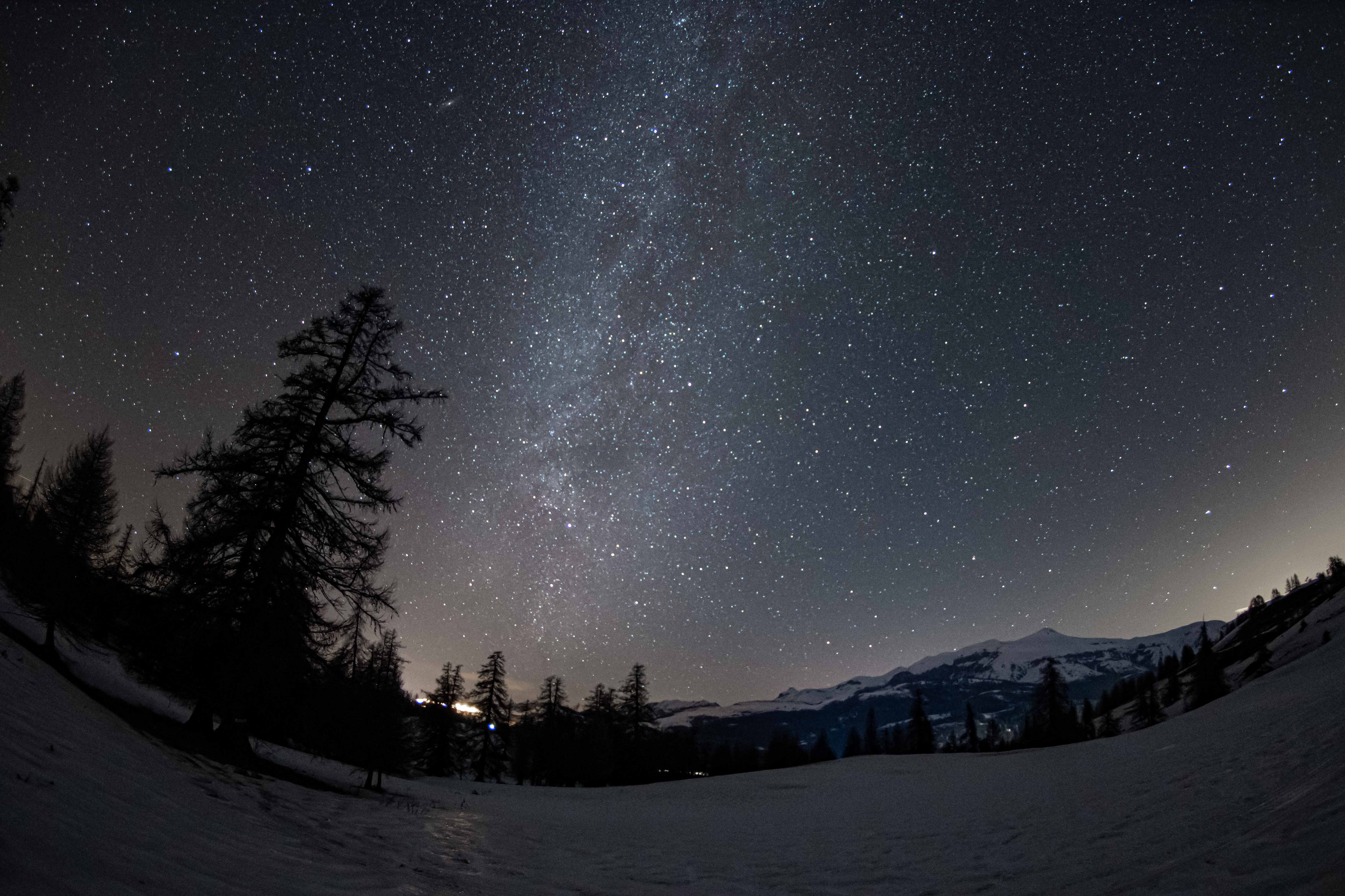 Paysage nocturne de la station de Valberg