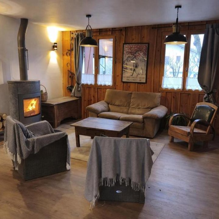 Image - Espace salon - Gîte Groupe les Marmottes à Valdeblore - St Dalmas-Gîtes de France Alpes-Maritimes