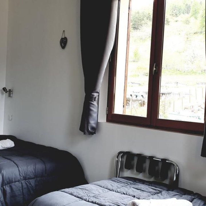 Image - Chambre triple - Gîte Groupe les Marmottes à Valdeblore - St Dalmas-Gîtes de France Alpes-Maritimes