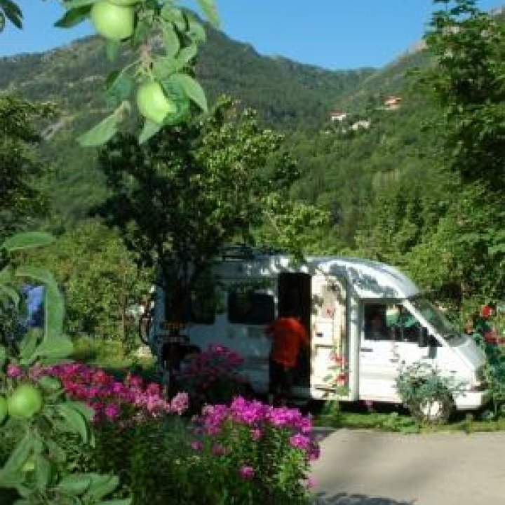 ENTREE CAMPING CAR.jpg - 