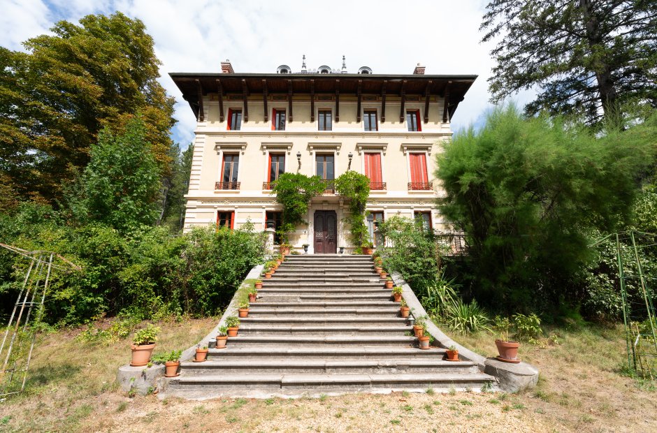 Villa depuis le jardin