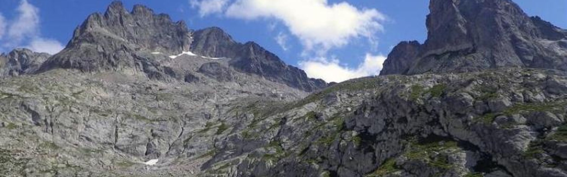 Montagnes de la vallée de la Gordolasque
