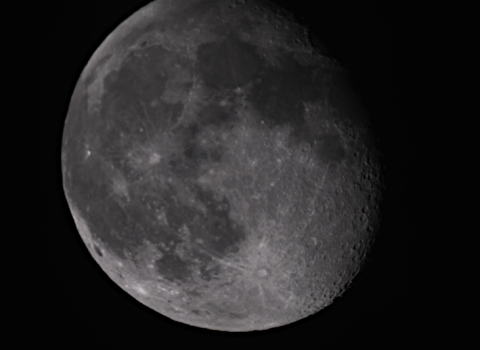 La lune lors de l'observation du ciel étoilé du Mercantour 