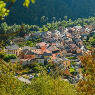 Isola village