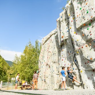 Mur d'escalade à Isola