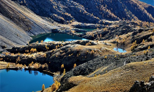 Lacs de Vens en automne 